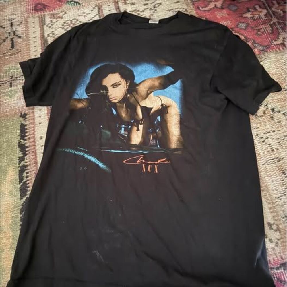 Official Charli XCX Crash The Live Tour 2022 T-Shirt Size Medium